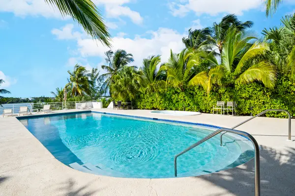 Havenview #8, Paradise Island, Bahamas