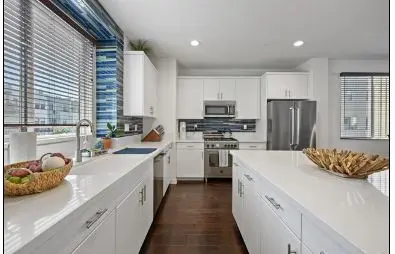 1562 Vista del Mar Way, Oceanside, CA 92054