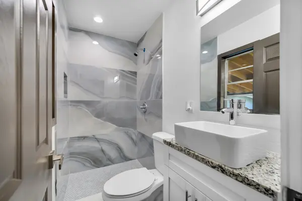 2015 E Waters Ave, Tampa, FL 33604