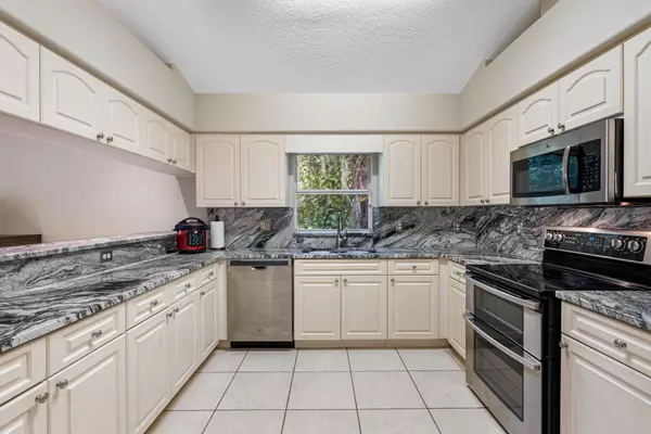 Tampa, FL 33604,8116 N Orleans Ave