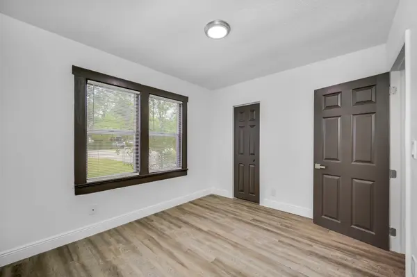 2015 E Waters Ave, Tampa, FL 33604