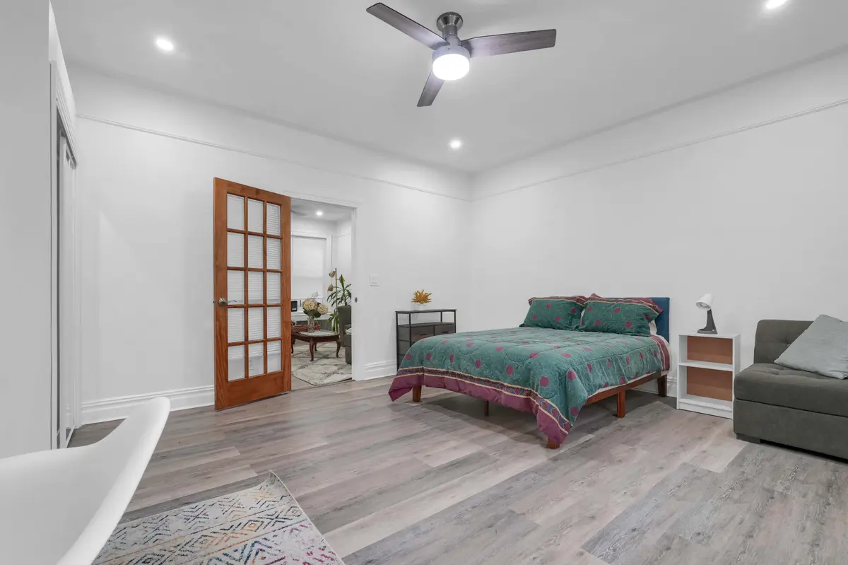 909 Nostrand Ave #3, Brooklyn, NY 11225