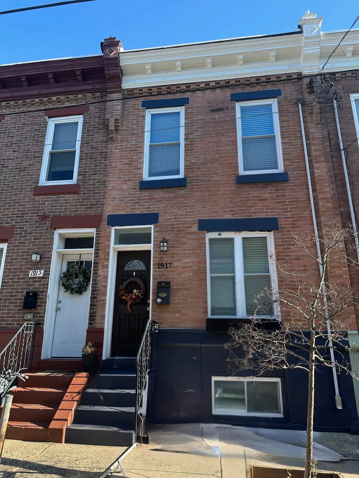 1917 S Lambert St, Philadelphia, PA 19145-2824