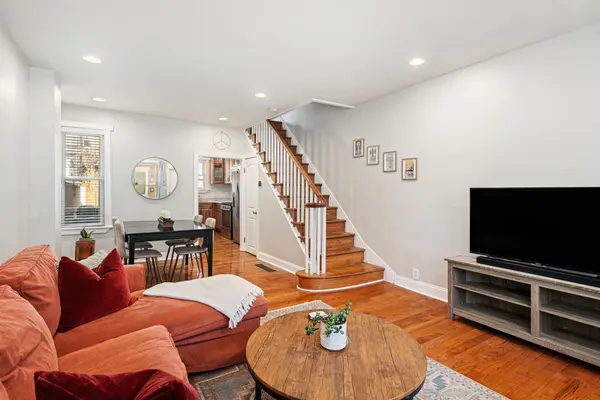 1613 S Chadwick St, Philadelphia, PA 19145-1525