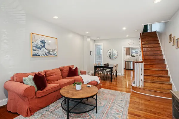 1613 S Chadwick St, Philadelphia, PA 19145-1525
