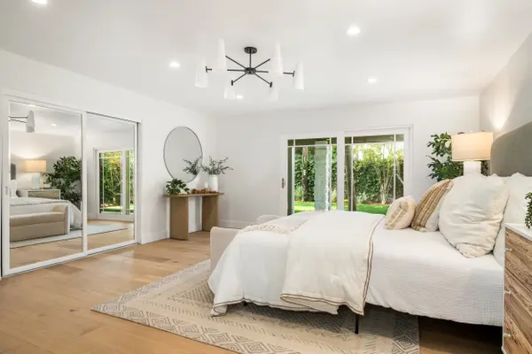 13391 Gimbert Ln, Santa Ana, CA 92705-2238