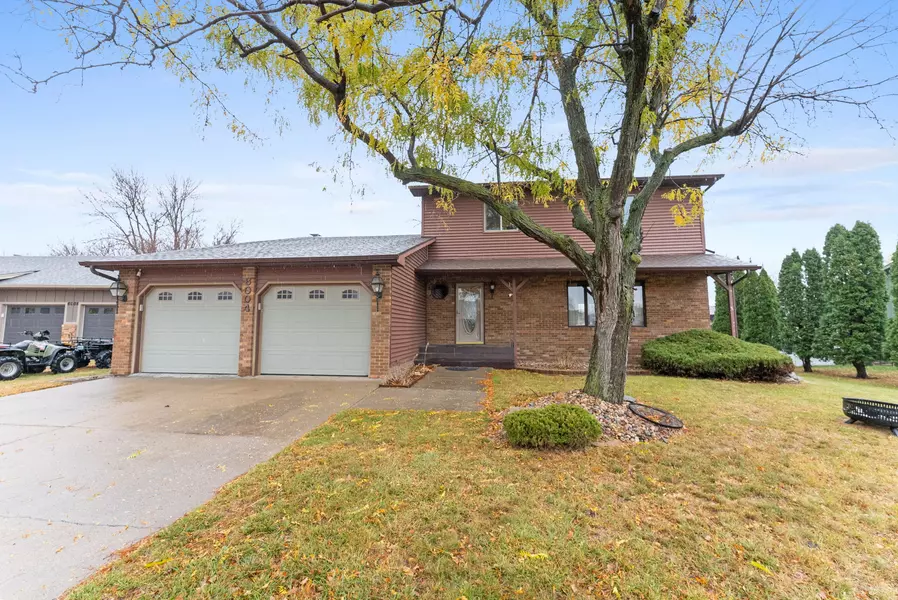 6004 W Tecumseh Ct, Sioux Falls, SD 57106-0426