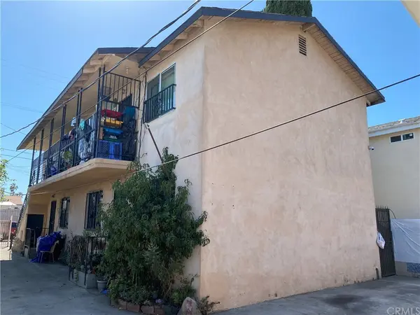 138 W 66th St, Los Angeles, CA 90003-1811