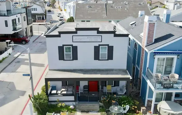 421 Harding St, Newport Beach, CA 92661-1238