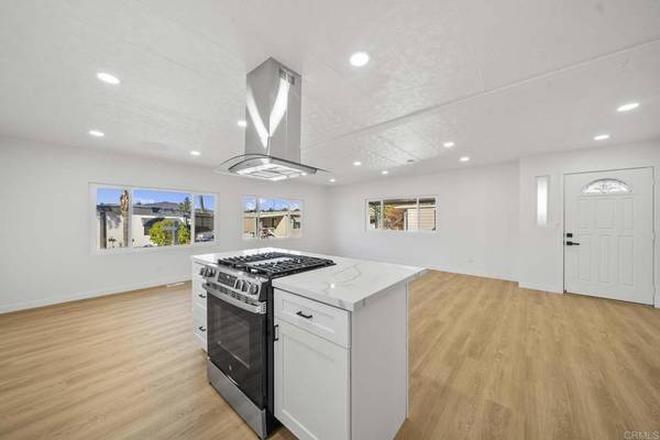 Santee, CA 92071-3500,8301 Mission Gorge Rd #253