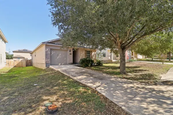 5514 Bat Cyn, San Antonio, TX 78252-2257