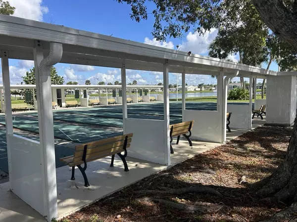 North Fort Myers, FL 33917-2955,670 Brigantine Blvd