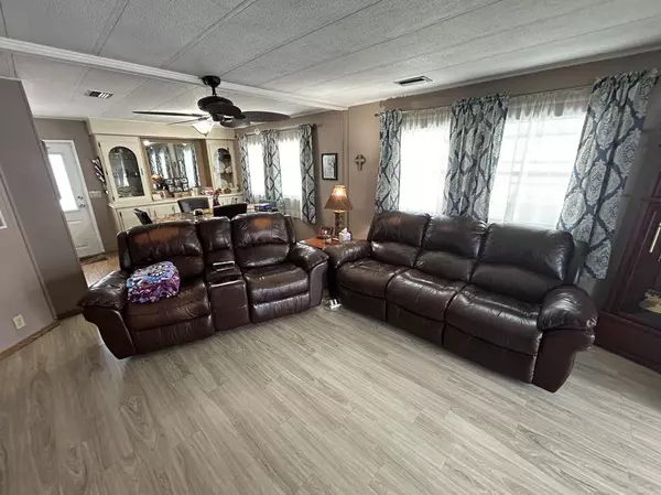 North Fort Myers, FL 33917-2955,670 Brigantine Blvd