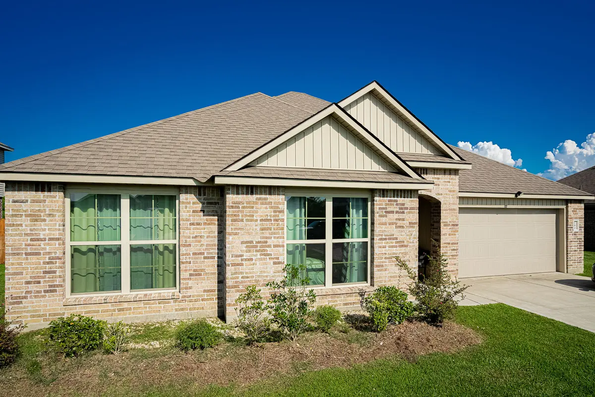 182 Antigua Dr, Lafayette, LA 70503-4670