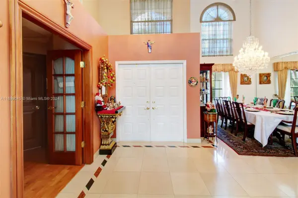1160 Fairfax Ln, Weston, FL 33326-2922