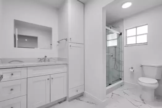 Miami, FL 33193,SW 82nd Ter