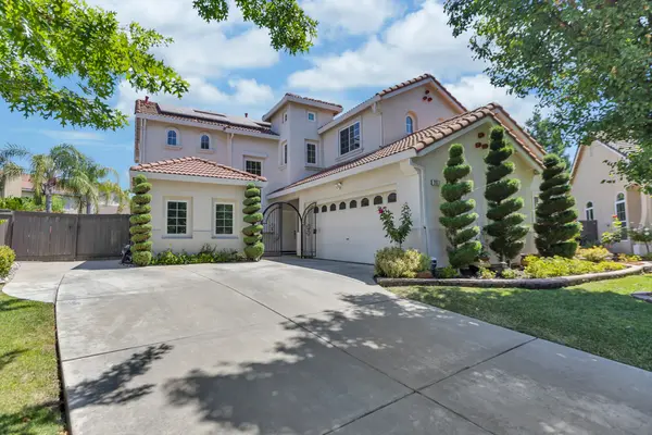 2037 Riggs Ave, Sacramento, CA 95835-1629