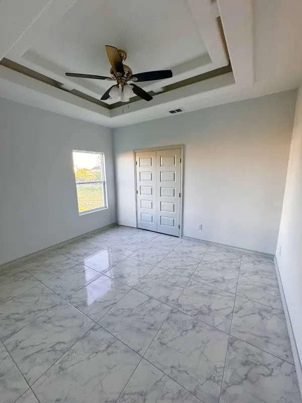 W Franklin Ave, Alton, TX 78573