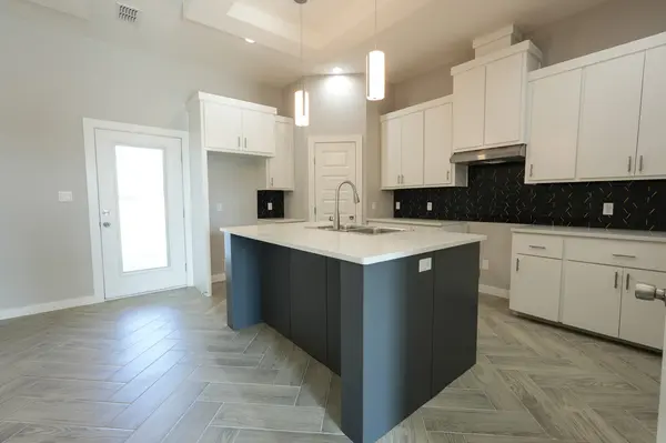 W Franklin Ave, Alton, TX 78573