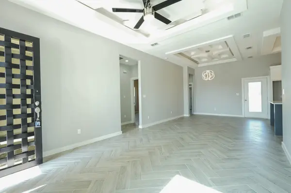 W Franklin Ave, Alton, TX 78573