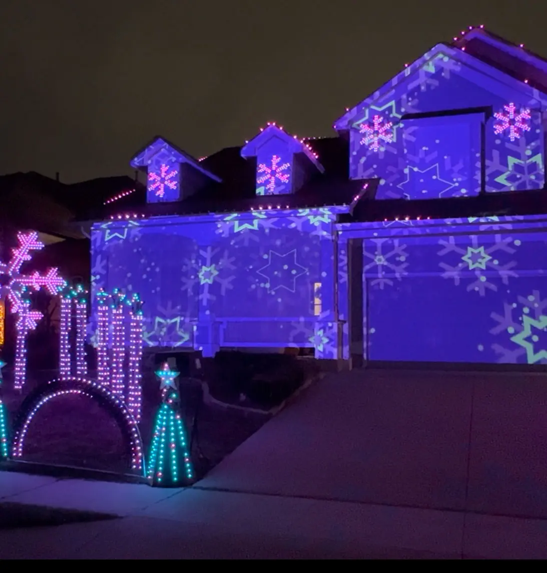 Black Family Lights, Viewchristmaslights.com,