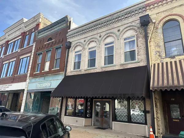 Jackson, TN 38301-6222,210 N Liberty St
