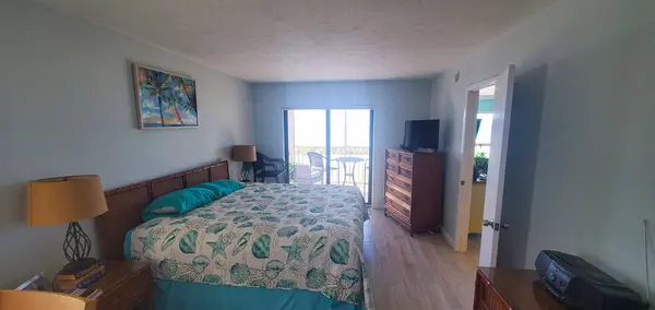 5757 Gulf of Mexico Dr, Longboat Key, FL 34228-1700