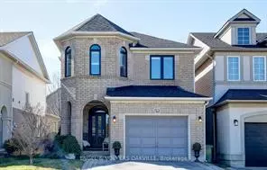 52 Thoroughbred Boulevard, Hamilton, ON L9K 1M3