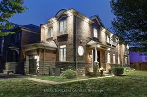 Oakville, ON L6L 6X3,3449 Robin Hill Circle