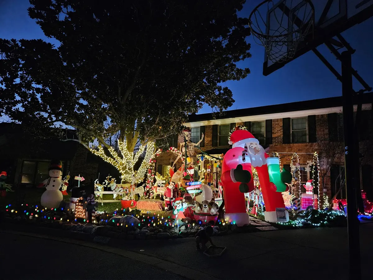 3905 Drew Ln, Viewchristmaslights.com,