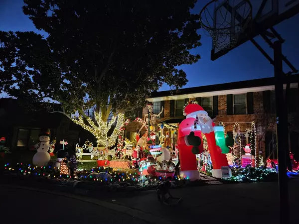 Viewchristmaslights.com,,3905 Drew Ln