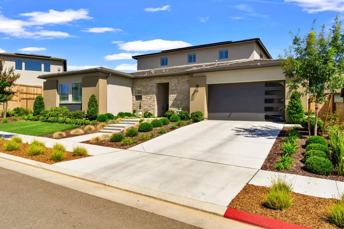 Madera, CA 93636-8056,4693 Del Oro Rd