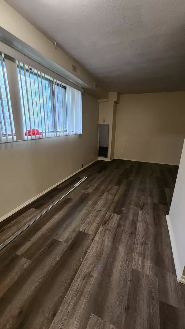 Bracebridge, ON P1L 1N2,210 Maple St