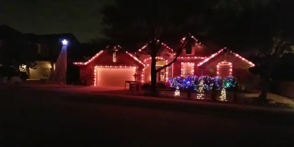 Lights on the Farm, Viewchristmaslights.com,
