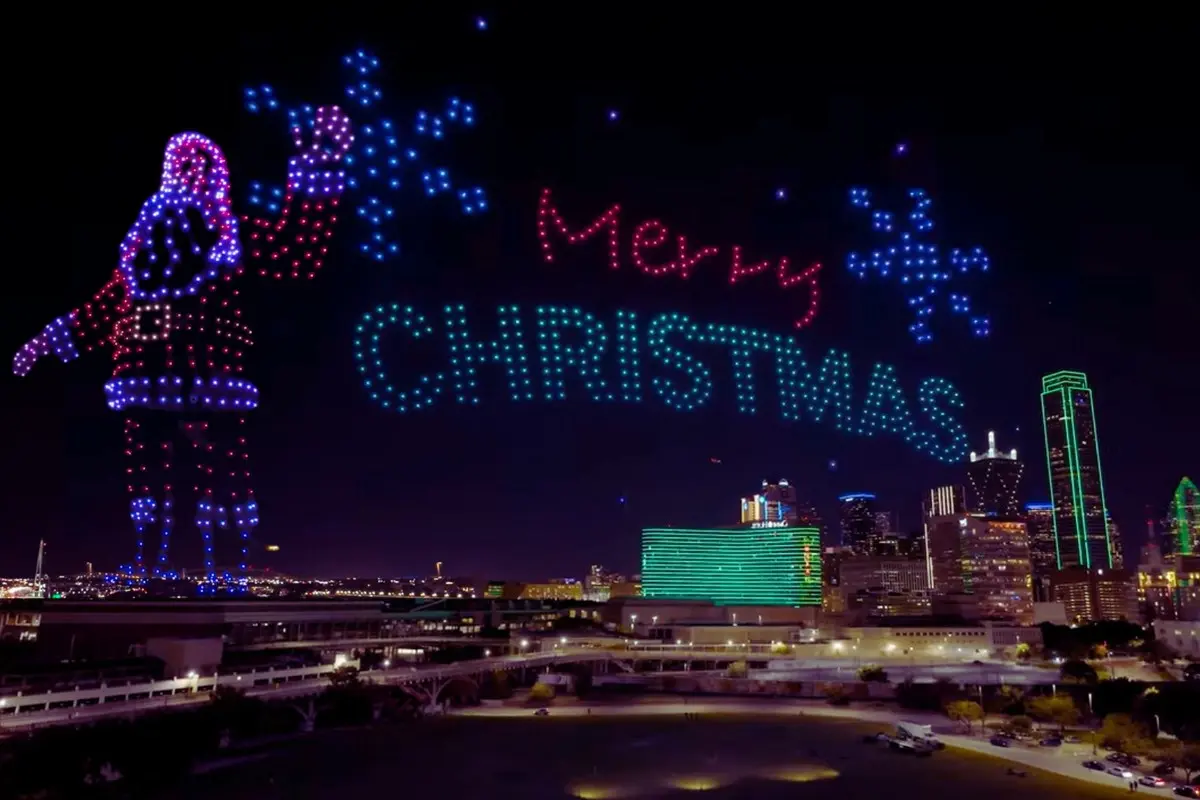 Merry & Bright Drone Show, Viewchristmaslights.com,