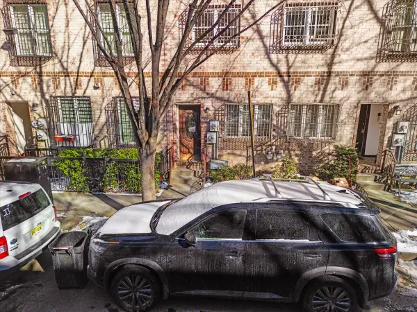 11 Juliana Pl, Brooklyn, NY 11249