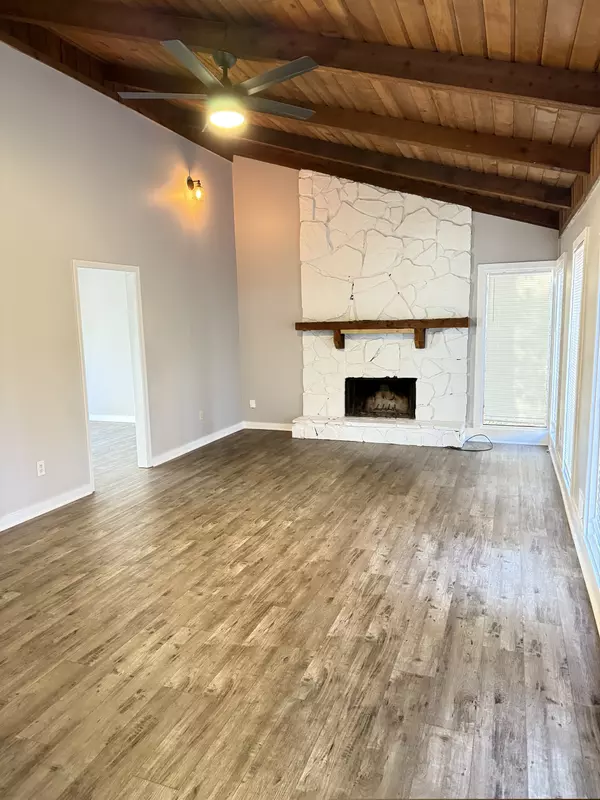 Kennesaw, GA 30144-1463,198 Castleair Dr NE