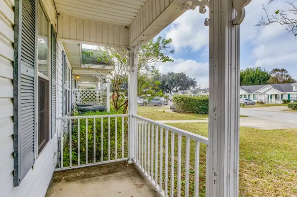 321 Loveland Cir, Pensacola, FL 32526