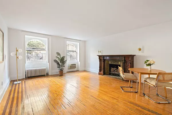 2000 Broadway #7H, New York, NY 10023