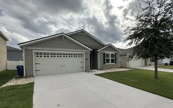 Shiner Dr, Jacksonville, FL 32226