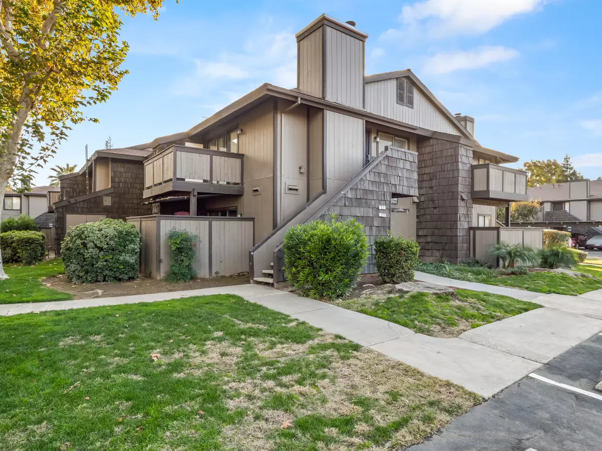 Fresno, CA 93727-6902,1190 S Winery Ave #217