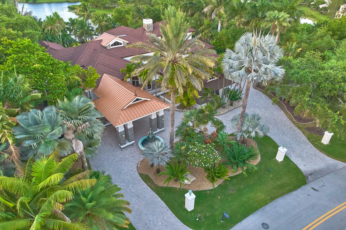 2941 Paddock Ln, Weston, FL 33331-3601