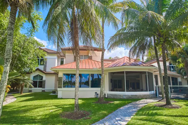 2941 Paddock Ln, Weston, FL 33331-3601
