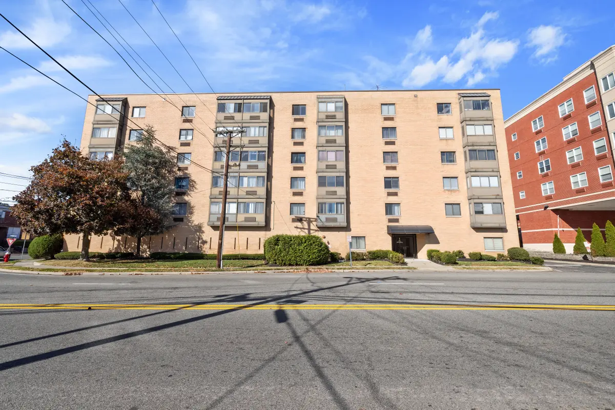 5 Linden St #6C, Hackensack, NJ 07601-3500