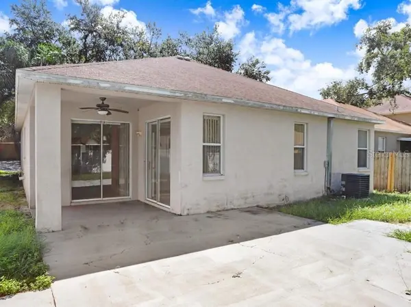 930 Grand Canyon Dr, Valrico, FL 33594-4350
