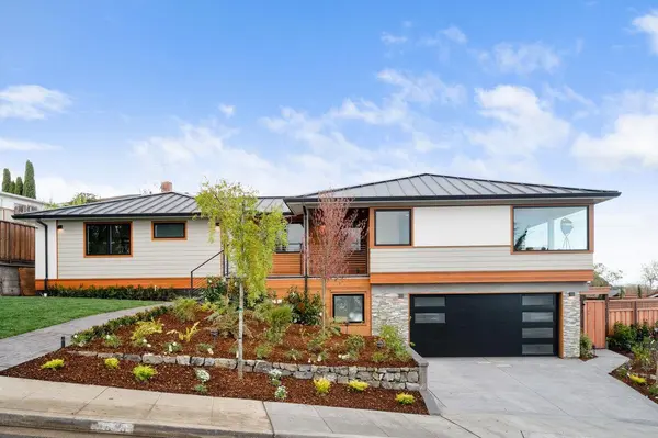 2668 Martinez Dr, Burlingame, CA 94010-5859