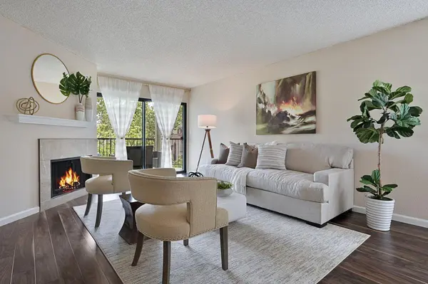 400 Davis St #201, San Leandro, CA 94577-2761