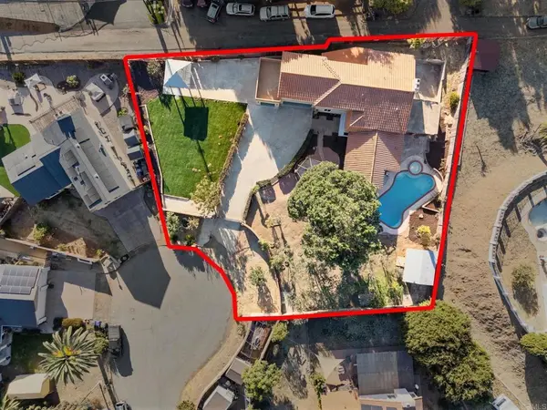 5405 Romega Ct, Bonita, CA 91902-2121
