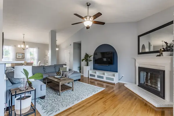 6468 Glenwood Trce, Zionsville, IN 46077-9178