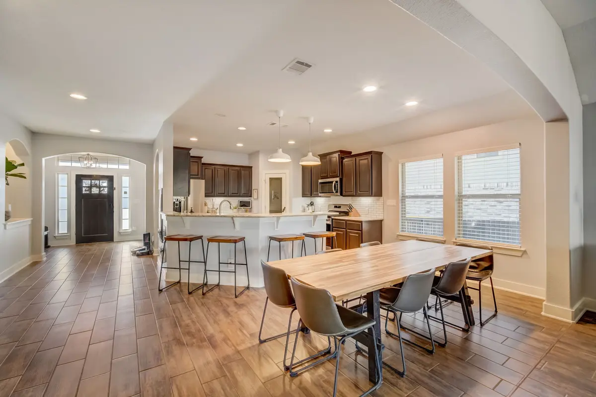 117 Rock Dock Rd, Georgetown, TX 78633